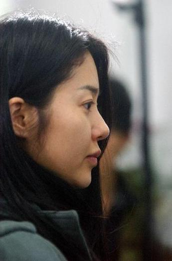 14988050_ZDUQXNKON - a---ko hyun jung---a