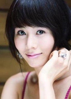 18446778_NIVKFLWQF - a---park ye jin---a