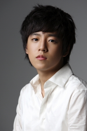 16953373_EYICPZKSW - a---lee hyun woo---a