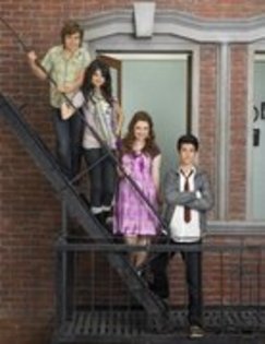 19241256_XJQIHWHSD - toate pozele mele cu selena gomez
