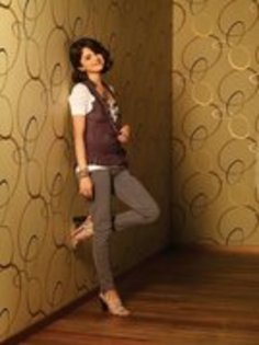 19454981_YOMHUSDFC - toate pozele mele cu selena gomez