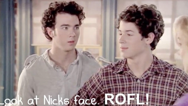 3 - funniest facial expression nick jonas has ever done