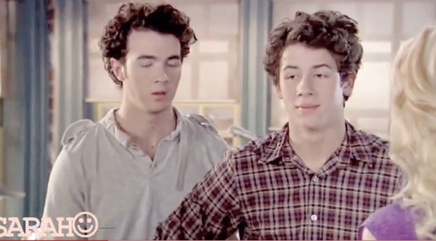 Park a bauth sh el cv =)) - funniest facial expression nick jonas has ever done