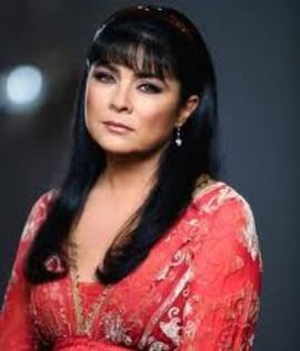 images (4) - Victoria Ruffo