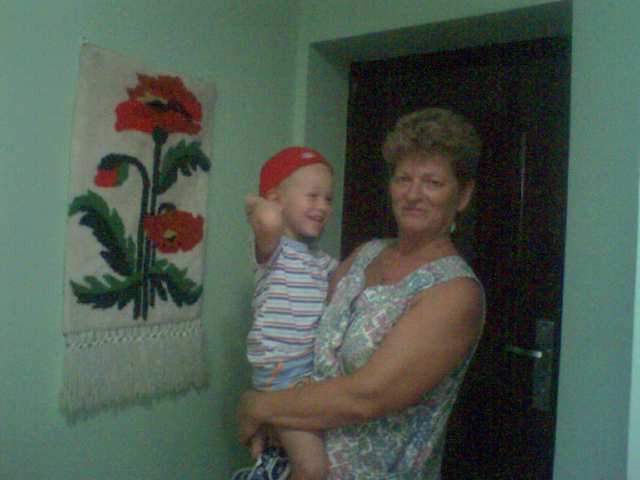 mie-mi sta mai bine cu sapca - diverse ipostaze