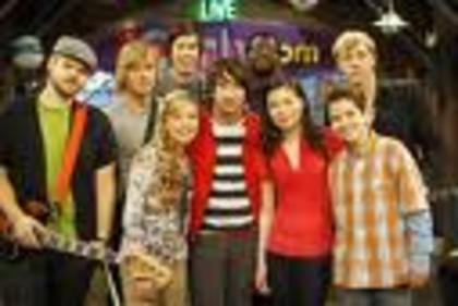 rt - icarly