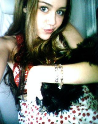 sweet - 0 MILEY CYRUS-RARE PIC