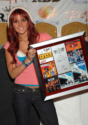 20 - Club Dulce Maria