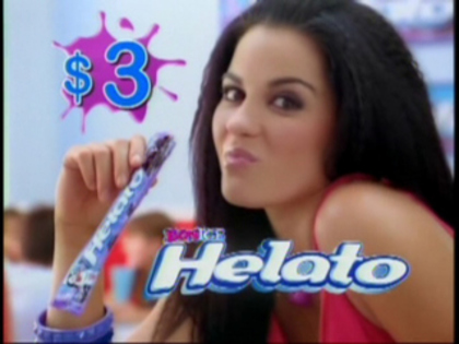 18 - Club Maite Perroni