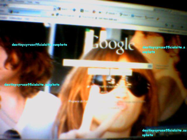 Tempshot0724 - My Google Miley Cyrus