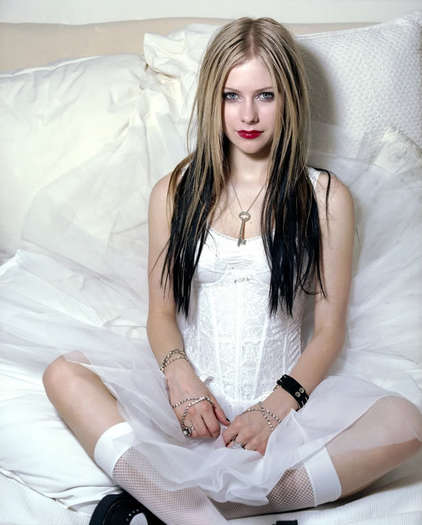 Avril-Lavigne-060-1 - aVRil LaVigNE0_0