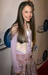 images - Chloe Bridges