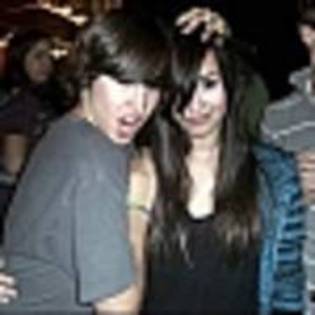 IDATXEANGXQCNJPDXIN - poze rare cu demi lovato