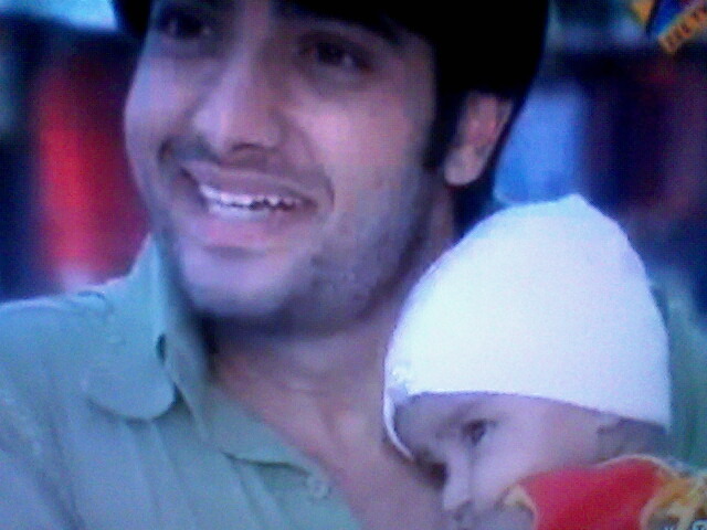 amar o tine in brate pe dia - Banoo Main Teri Dulhann