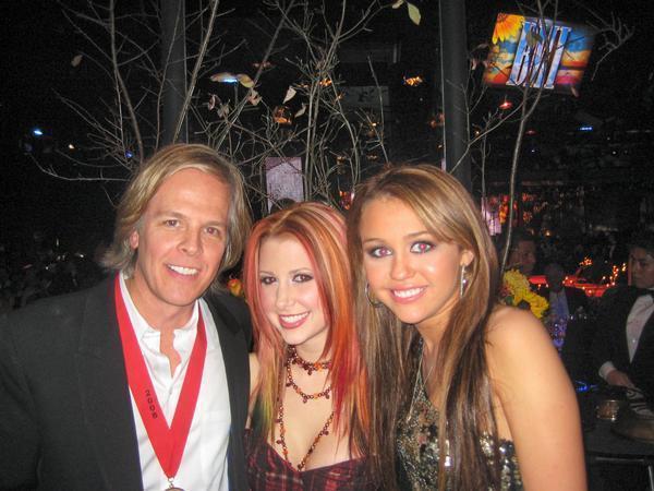  - 0 Destiny  Hope  Ray  Cyrus  Miley Ronniie Miley  Stewart  Hannah  Montana