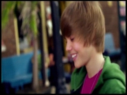 14240743_NUZVUUKMP[2] - justin bieber poze frumoase