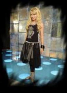 WYUYTXIHIBYKMUEWFHB - Ashley tisdale 1985