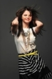 11699757_JOTWCNRZH - Selena Gomez-sedinta foto 3