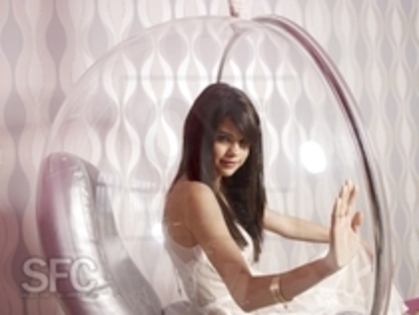 11698744_PNNINXMHN - Selena Gomez-sedinta foto 4