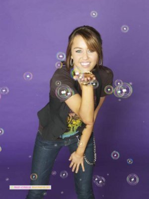 Miley-miley-cyrus-2563321-300-400[1] - Miley Cyrus Photoshoot 03