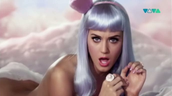 vlcsnapzz_0005421111209 - Katy Perry