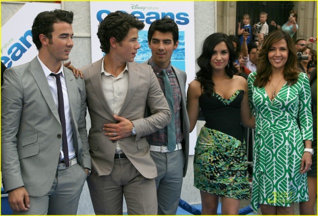 3028074 - Demi Lovato