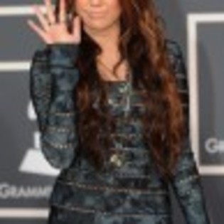 miley-cyrus-2010-grammys-11-97x97 - Miley Cyrus la premiile Grammy