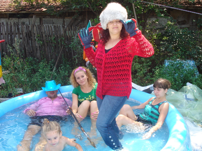  - ANUL NOU LA 40GRADE