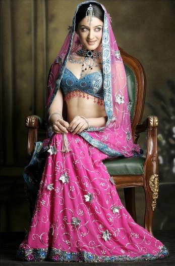 bridal-lengha-choli021