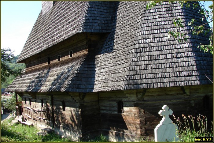 DSC06285 - Botiza - Biserica de lemn - iulie 2010