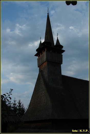 DSC07437 - Budesti - Biserici de lemn - iulie 2010