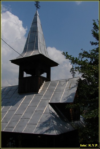DSC07473 - Budesti - Biserici de lemn - iulie 2010