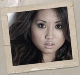 locul 5 brenda song - vedetele mele favorite