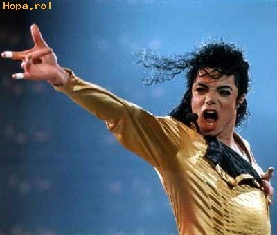 michael_jackson_1246978478[1] - michael jackson