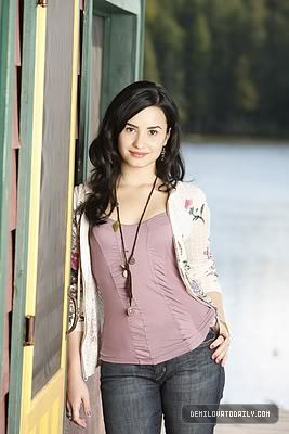 demi-lovato-camp-rock - camp rock