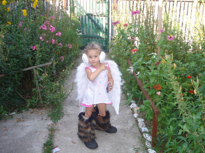 IN SPATIUL INFINIT..