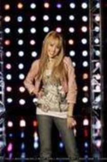 11007231_ANCAGBYJC - Hannah Montana-sedinta foto8