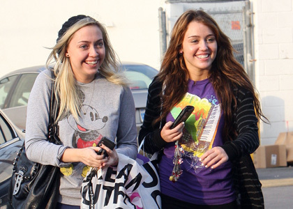  - club miley-miley si brandi