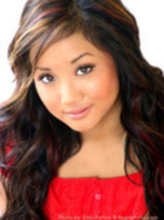 11482834_XVJJGSSKI - Brenda Song-sedinta foto7