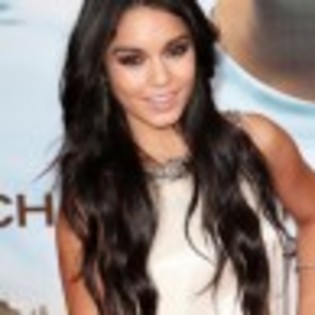 Vanessa-Hudgens-Charlie-St_-Cloud-Premiere-PHOTOS-97x97 - Zac Efron SI Vanessa Hudgens la premiera filmului Charlie St Cloud