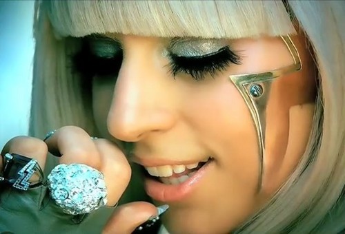 Lady GaGa Poker Face capture[1]