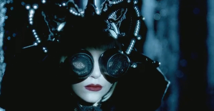 lady-gaga-alejandro-1[1]