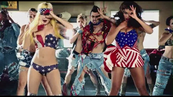 Lady-GaGa-Telephone-music-videos-10997160-1920-1080[1] - lady gaga