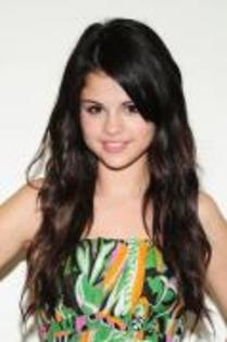 selena gomez - vedete disney channel