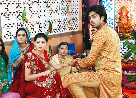 dev radhika..deepika...si dadi