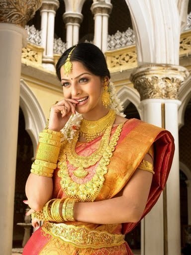 gold-orange-south-indian-saree