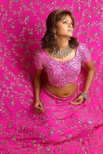 bridal lengha choli039