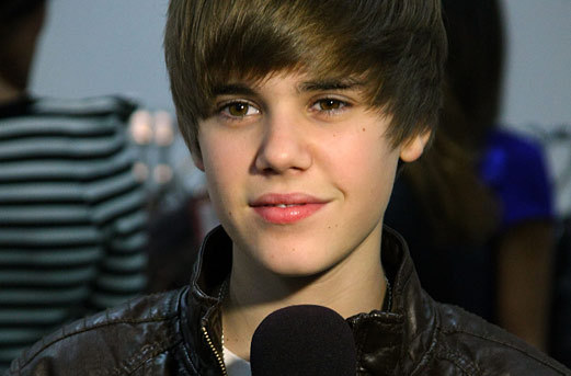 Justin-Bieber-My-World-2-0[1] - alte poze dragutze cu justin bieber