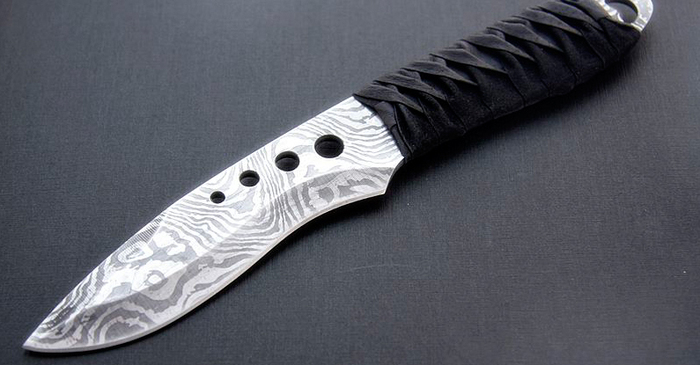12 - Clasico cuchillos de caza