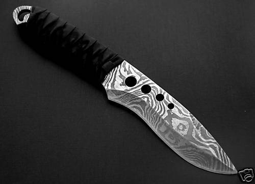 12_Damast Design - Clasico cuchillos de caza